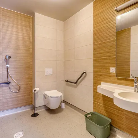 Climatise Hemerac - Centre Apartment *